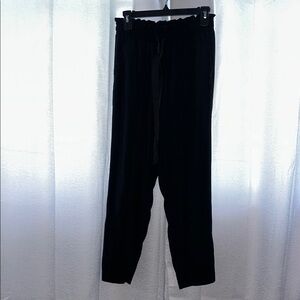 Zara Black Ankle Cropped Pants